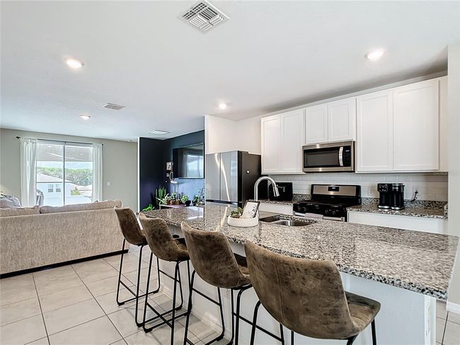 29783 Anahid Dr, House other with 3 bedrooms, 2 bathrooms and null parking in LEESBURG FL | Image 6