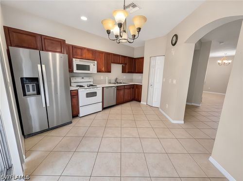 9706 Roundstone Cir, FORT MYERS, FL, 33967-5157 | Card Image