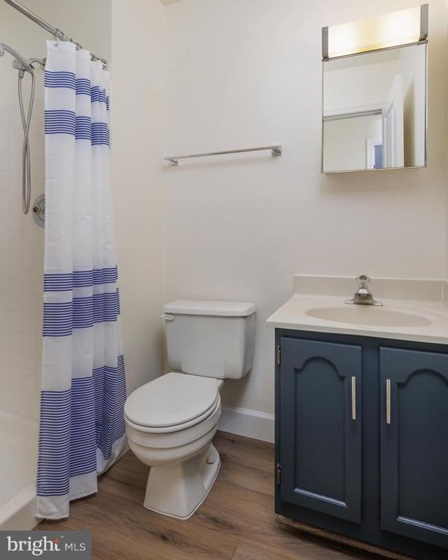 7710 Asterella Ct, Townhouse with 3 bedrooms, 4 bathrooms and null parking in SPRINGFIELD VA | Image 32