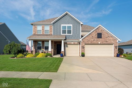 6664 Kara Ln, Brownsburg, IN, 46112-0016 | Card Image