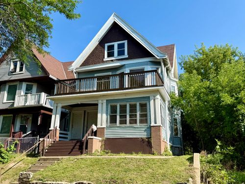 3912 W Cherry St, Milwaukee, WI, 53208-2336 | Card Image