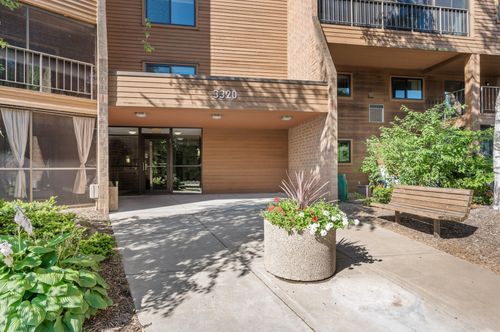 apt-310-3320 Louisiana Ave S, Saint Louis Park, MN, 55426-4130 | Card Image