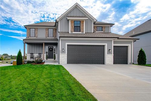 2023 Sw Farm Field Lane, Lee's Summit, MO, 64082 | Card Image