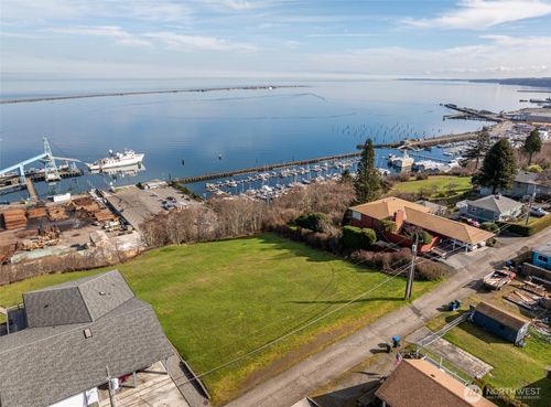 999 W 4th St, Port Angeles, WA, 98363 | Card Image