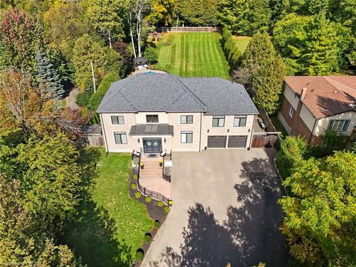 {{alt}} | Card Image