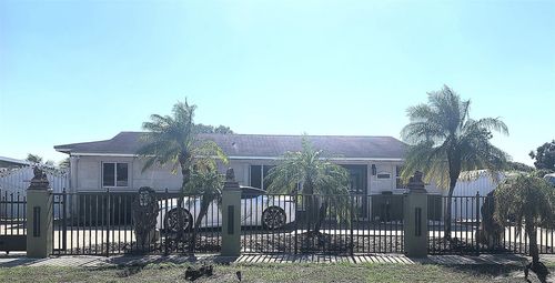 4470 Nw 202nd St, Miami Gardens, FL, 33055-1561 | Card Image