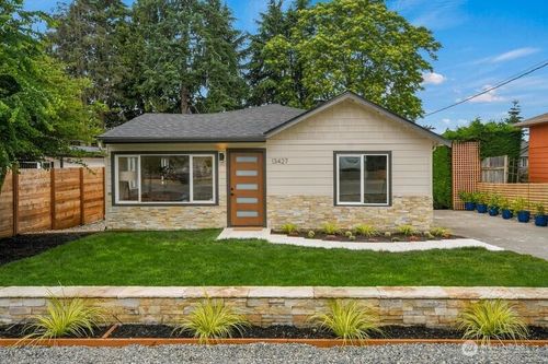 13427 5th Avenue Sw, Burien, WA, 98146 | Card Image