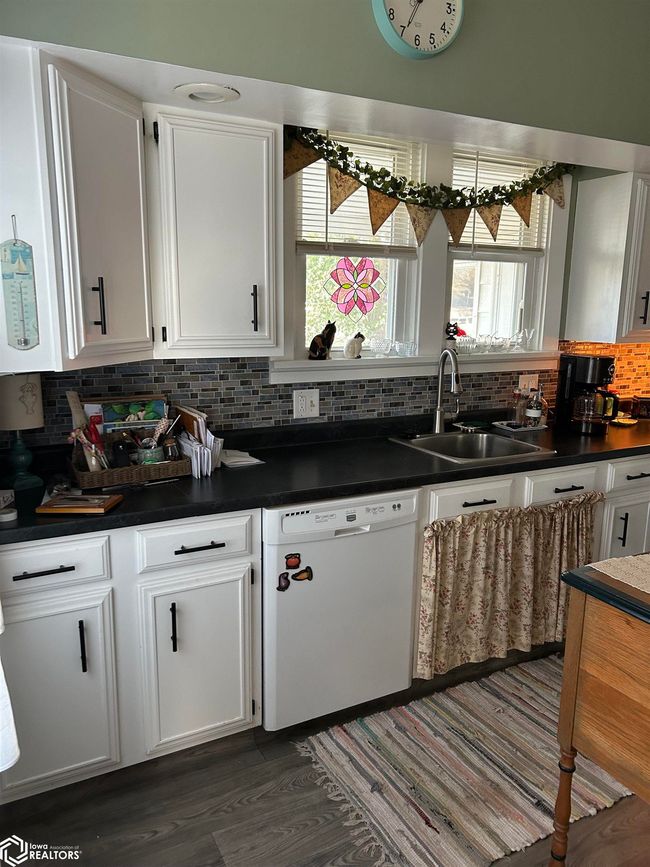 311 5 Th St, Home with 2 bedrooms, 2 bathrooms and 1 parking in Griswold IA | Image 7