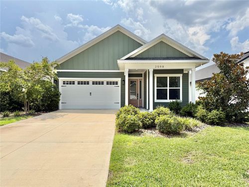 2598 Nw 48th Ter, Gainesville, FL, 32606-6990 | Card Image