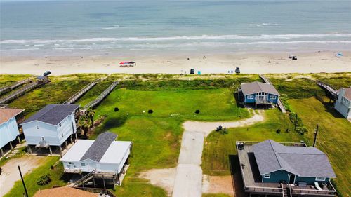 102 Nesmith Place, Surfside Beach, TX, 77541 | Card Image