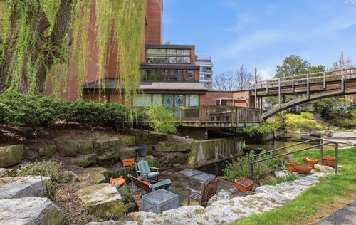 116-40 Sylvan Valley Way, Toronto, ON, M5M4M3 | Card Image