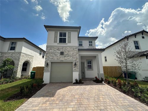 2382 Nw 131st Cir, Miami, FL, 33167-1384 | Card Image