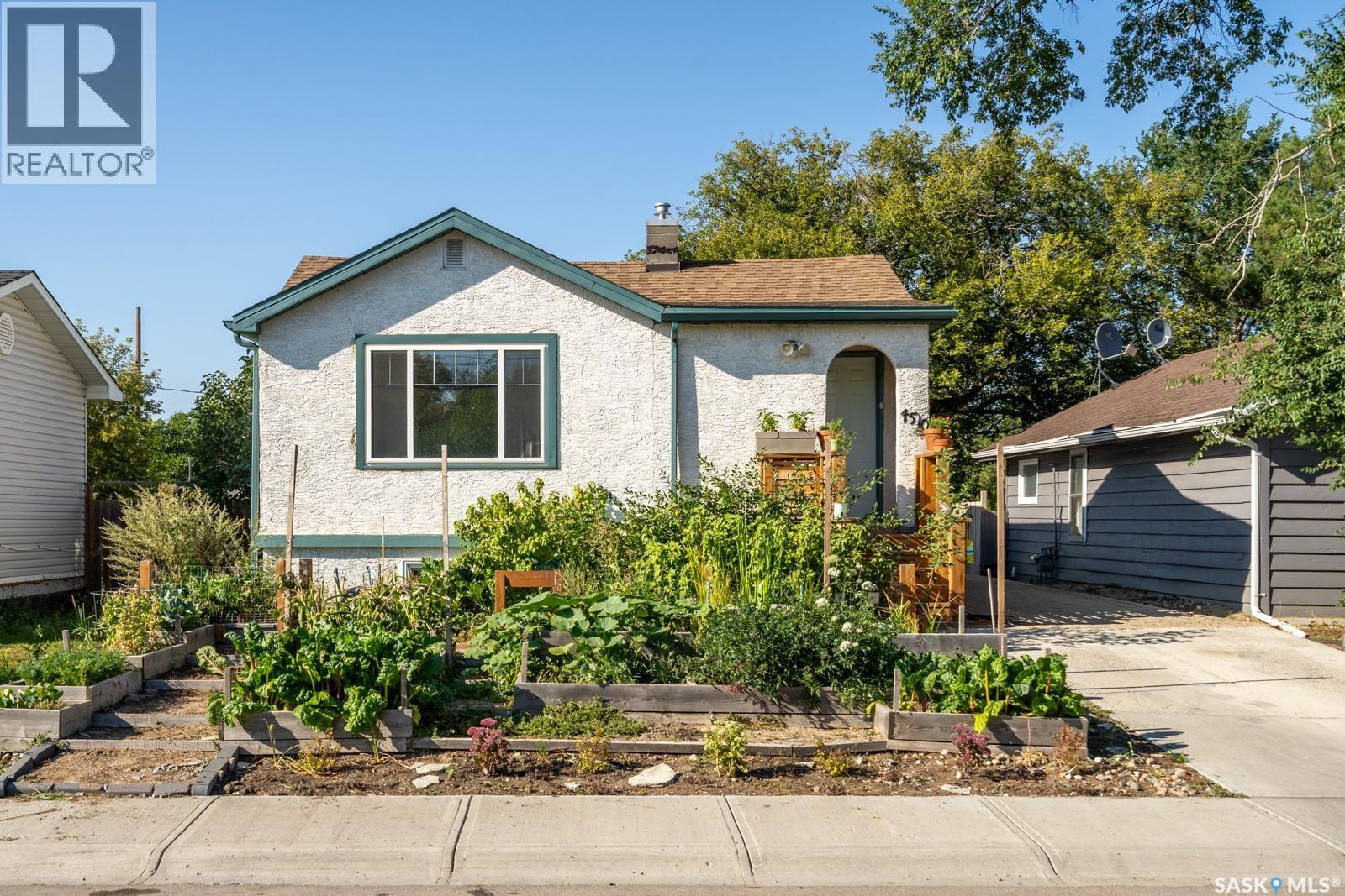 Residential in Regina