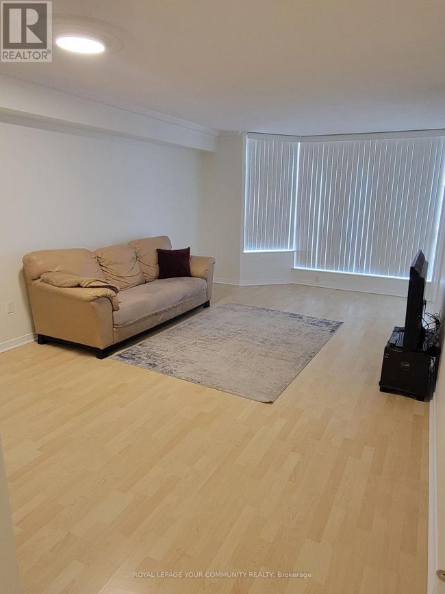 617 - 309 E Major Mackenzie Drive E, Condo with 2 bedrooms, 2 bathrooms and 1 parking in Richmond Hill (Harding) ON | Image 16