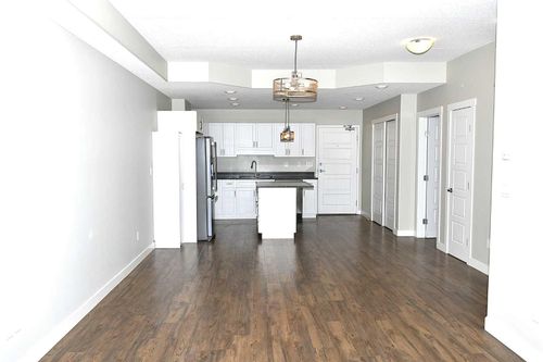 306-499 Meadow Lake Crt E, Brooks, AB, T1R0Y7 | Card Image