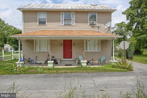 46 N Front St, DUNCANNON, PA, 17020-9207 | Card Image