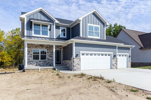 5194 Amelia Earhart Dr, Linden, MI, 48451-9162 | Card Image