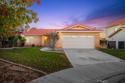 44115 Hunter Ct, Lancaster, CA, 93536 | Card Image