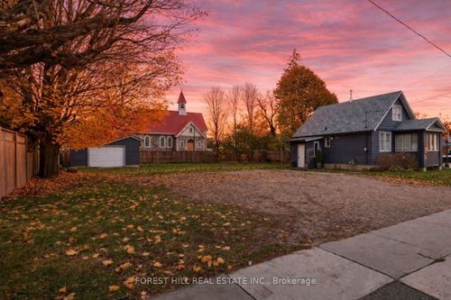 3 Elora St N, Alma, ON, N0B1A0 | Card Image