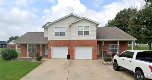 205 Walnut Street, Bartelso, IL, 62218 | Card Image