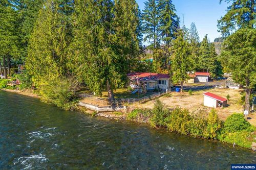 40637 Shoreline Dr, Lyons, OR, 97358-9400 | Card Image