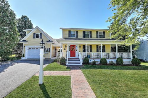 18 Taddy Avenue, Warren, RI, 02885 | Card Image