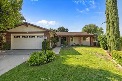 23555 Lloyd Houghton Pl, Newhall, CA, 91321-3426 | Card Image