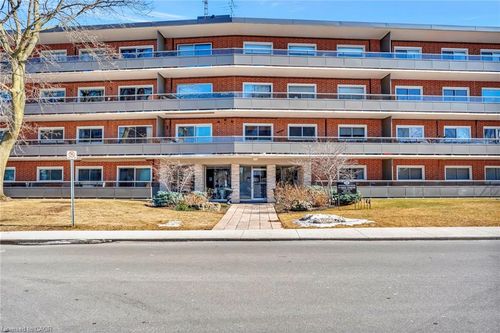 307-11 Woodman Dr S, Hamilton, ON, L8K4E3 | Card Image