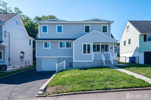5 Alvin Ct, Metuchen, NJ, 08840-2813 | Card Image