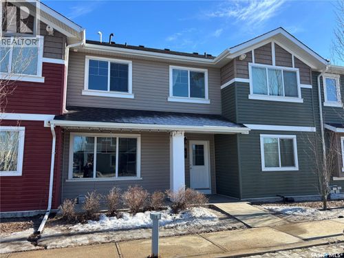 5602 Gordon Rd, Regina, SK, S4W0M1 | Card Image