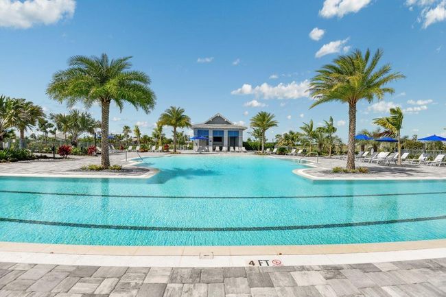 8045 Nevis Run, House other with 4 bedrooms, 6 bathrooms and null parking in BRADENTON FL | Image 30
