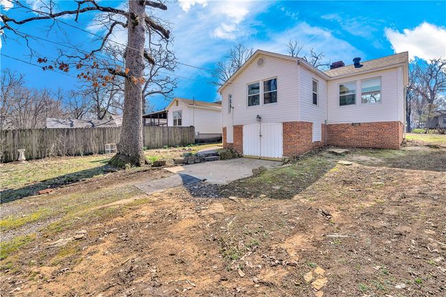 2105 S R St, House other with 2 bedrooms, 1 bathrooms and null parking in Fort Smith AR | Image 6