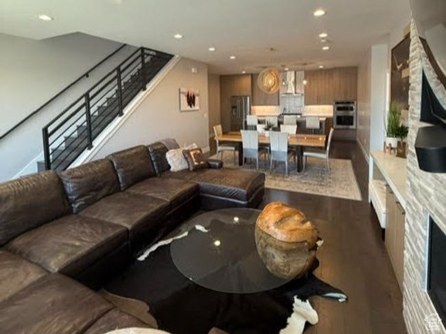 795 E Miner Way, Townhouse with 3 bedrooms, 3 bathrooms and 2 parking in Hideout UT | Image 7