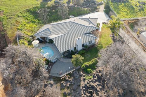 16404 Wardlaw Dr, Springville, CA, 93265-9334 | Card Image