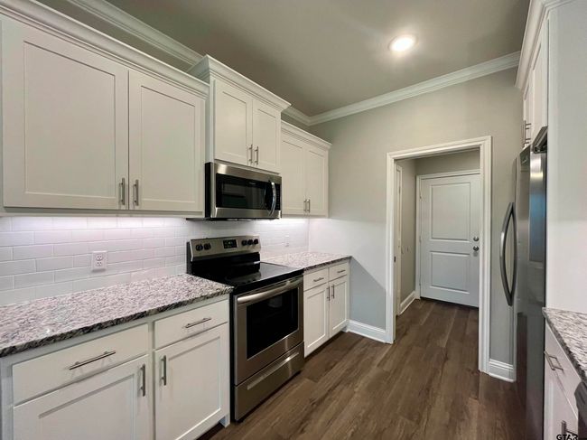 APT-801 - 101 Maji, Townhouse with 3 bedrooms, 2 bathrooms and null parking in Whitehouse TX | Image 9