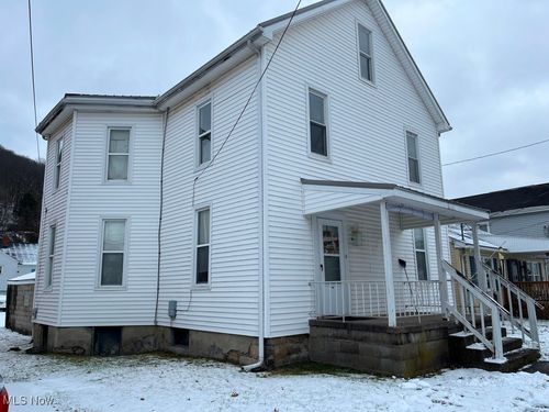 918 Second Avenue, New Cumberland, WV, 26047 | Card Image