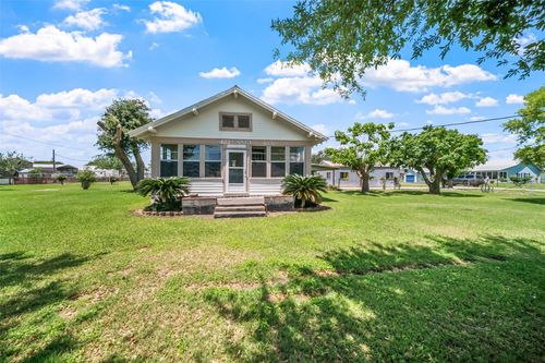 422 Caney Rd, Matagorda, TX, 77457 | Card Image