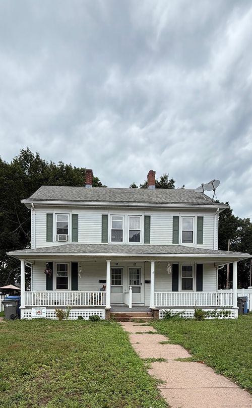 67-65 Maple St, Manchester, CT, 06040-6103 | Card Image