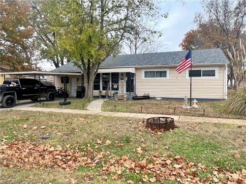 316 N Webster St, Erie, KS, 66733-1138 | Card Image