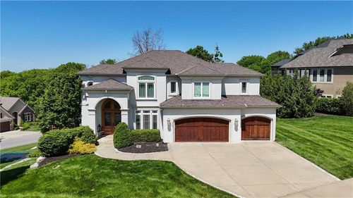 4140 Nw Redbud Ln, Riverside, MO, 64150-1500 | Card Image