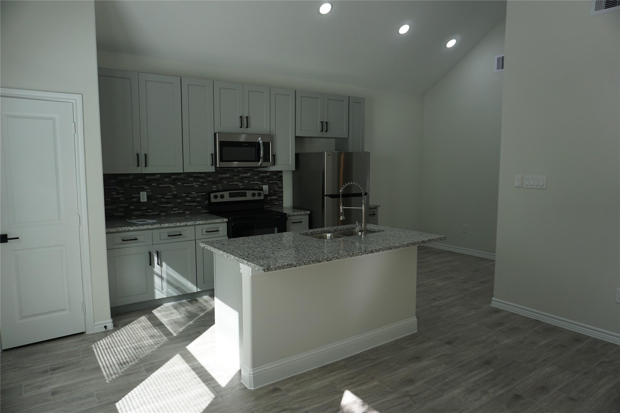 Residential in Willis 4
