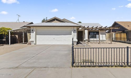 3330 W Rose Garden Ln, Phoenix, AZ, 85027-3083 | Card Image