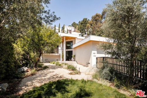 1831 Redcliff Street, Los Angeles, CA, 90026 | Card Image