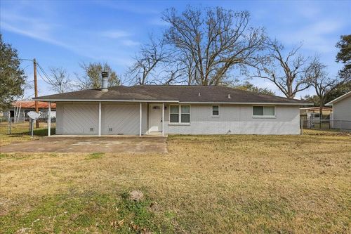 15443 San Jacinto St, Hamshire, TX, 77622-7408 | Card Image