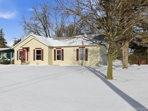 4008 Keewahdin Rd, Fort Gratiot, MI, 48059-3200 | Card Image