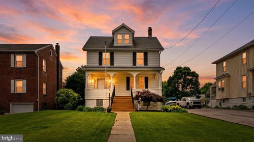 1257 Circle Dr, Baltimore, MD, 21227-2318 | Card Image