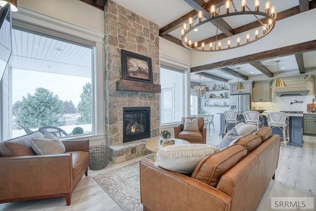 6353 E Tower Castle Loop, House other with 5 bedrooms, 3 bathrooms and 3 parking in Ammon ID | Image 11