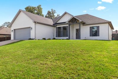 9509 Meadow Oak Drive, House other with 3 bedrooms, 2 bathrooms and null parking in Sherwood AR | Image 1