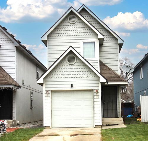 1528 W Cleveland Ave, Spokane, WA, 99205-3528 | Card Image