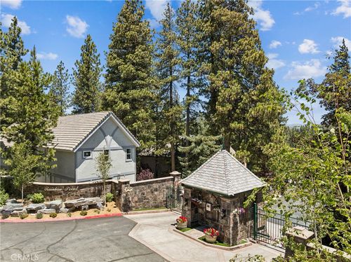 304 Lake Knoll Dr, Lake Arrowhead, CA, 92352 | Card Image